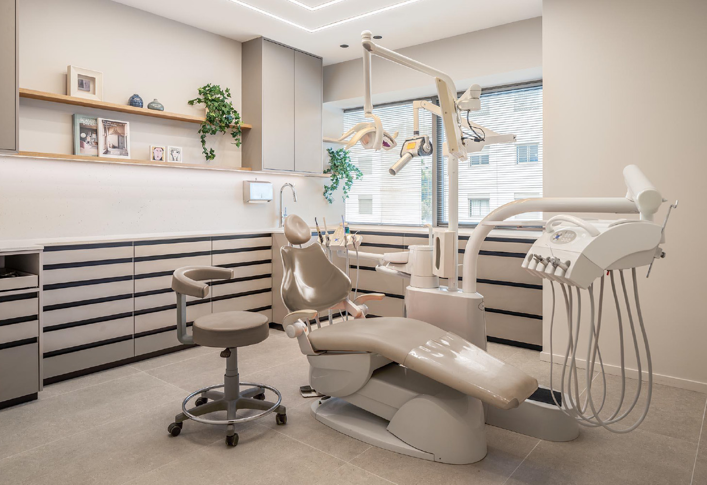 Winter Park dental implants office